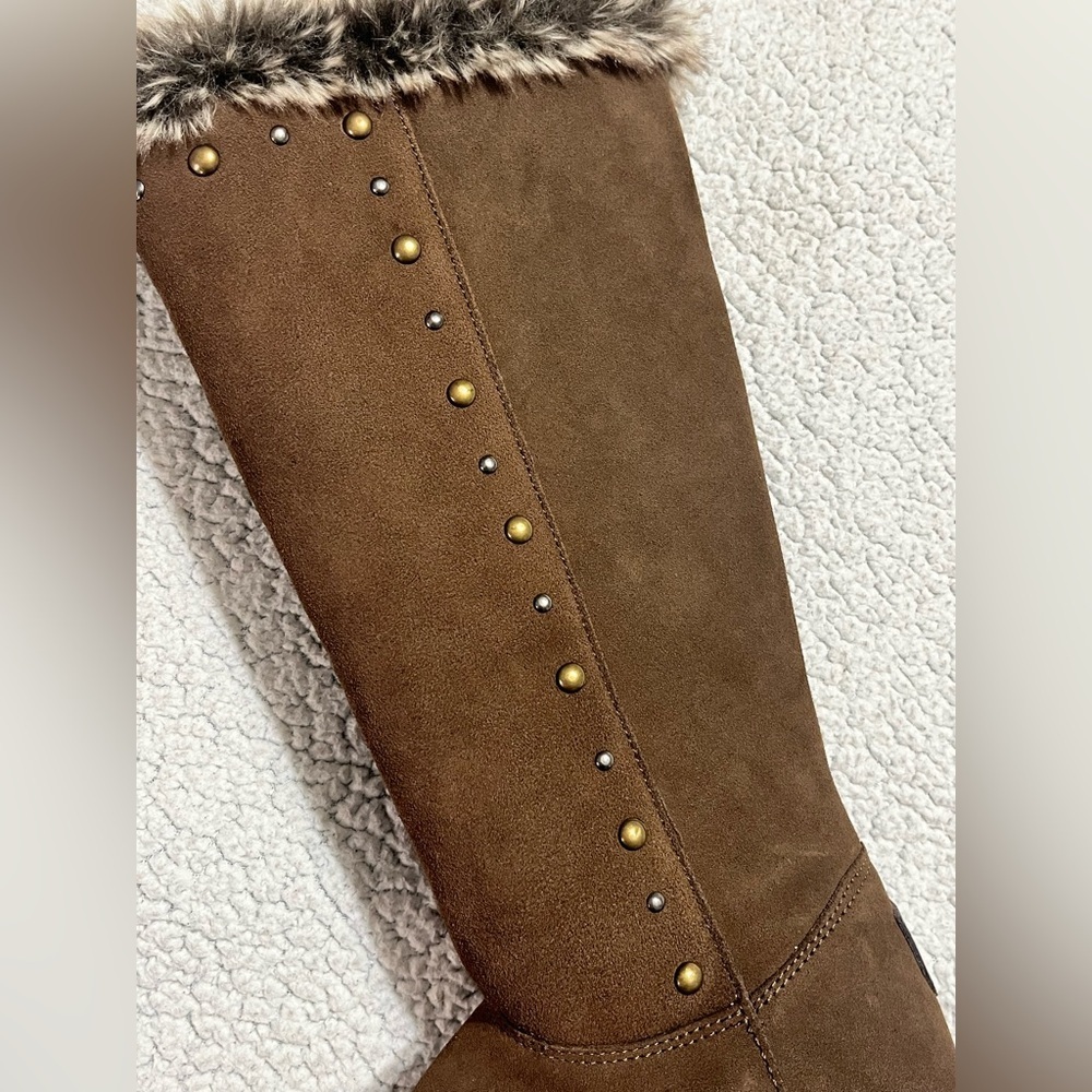BEARPAW Women's Dorothy Tall Boots - Picture 8 of 14